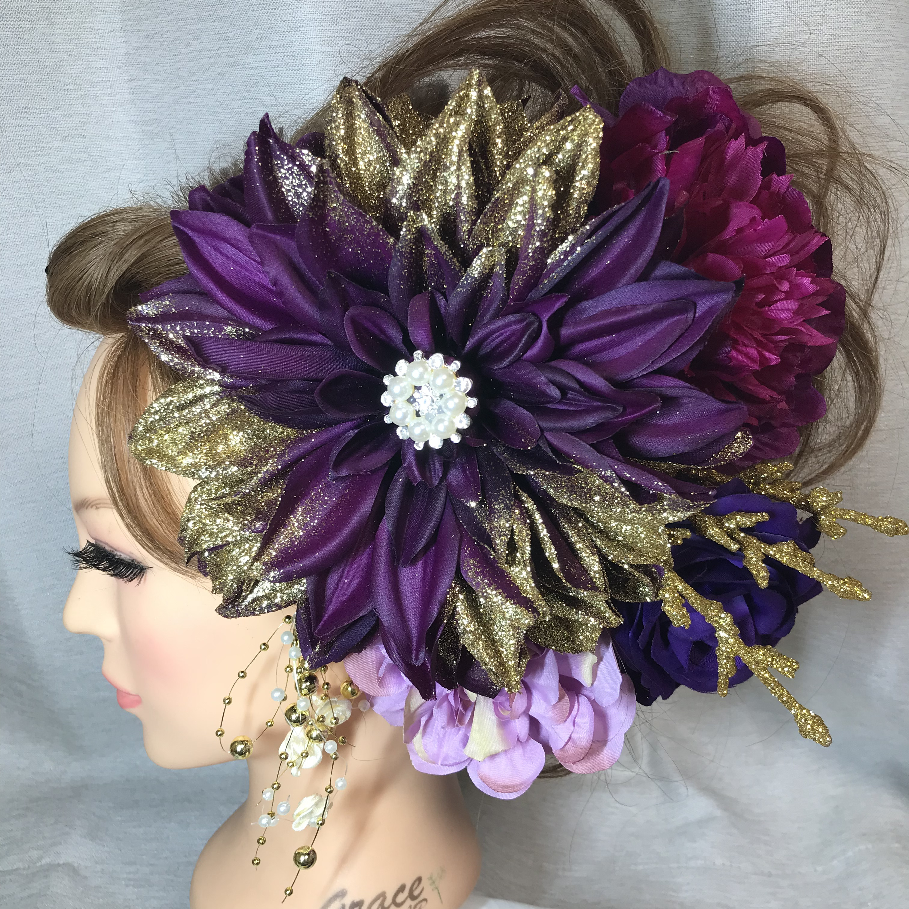 紫の特大ダリア髪飾り　和装髪飾り　成人式髪飾り　結婚式髪飾り