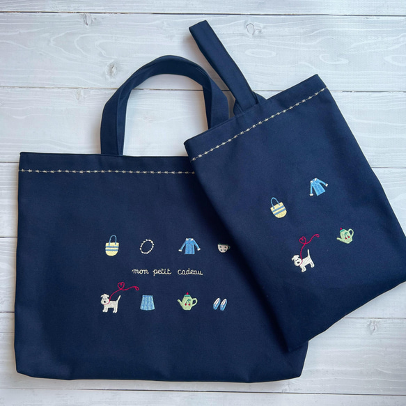 お名前刺繍できます！プードルと小物刺繍のレッスンバック＆上履き入れ 1枚目の画像