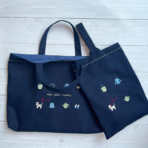 お名前刺繍できます！プードルと小物刺繍のレッスンバック