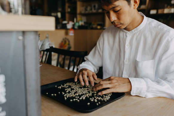 【豆ギフト】コーヒー好きも驚く、美味しいカフェインレスコーヒー（中深煎り）200g×2袋 6枚目の画像