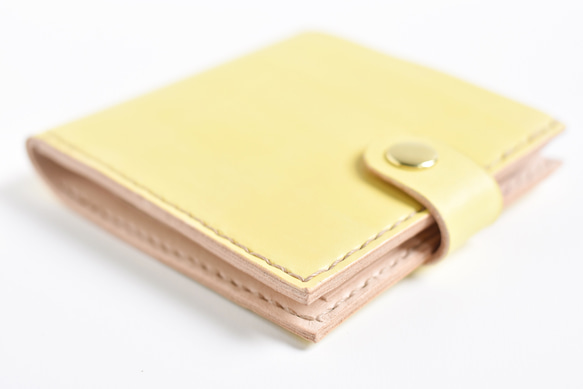 革の手染め財布 「レモン  No.52（二つ折り財布）」 3枚目の画像