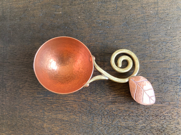 銅のコーヒーメジャースプーン（丸型：くるくる葉っぱタイプ）　※受注品 4枚目の画像