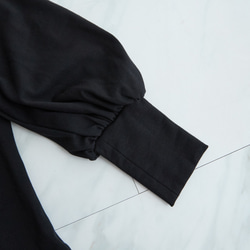 透明瓶頸氣球袖長袖黑色 第19張的照片