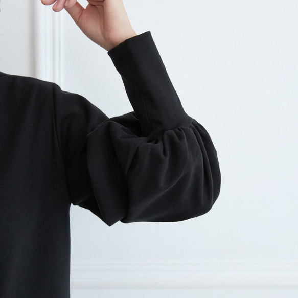 透明瓶頸氣球袖長袖黑色 第14張的照片