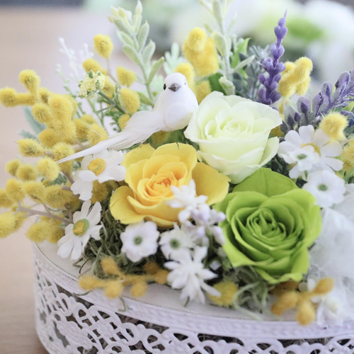 ミモザを使った春のフラワーアレンジメント/プリザーブドフラワー 黄色