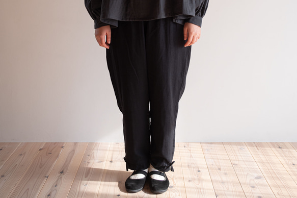 ふんわり可愛い、裾リボンパンツ｜国産ダブルガーゼ100％（9色） 1枚目の画像