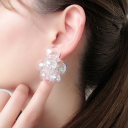 再販187《雑誌LDK掲載》あつまる、虹色シャボン玉。(ピアス・イヤリング) 【メルマガ・特集掲載作品】 2枚目の画像