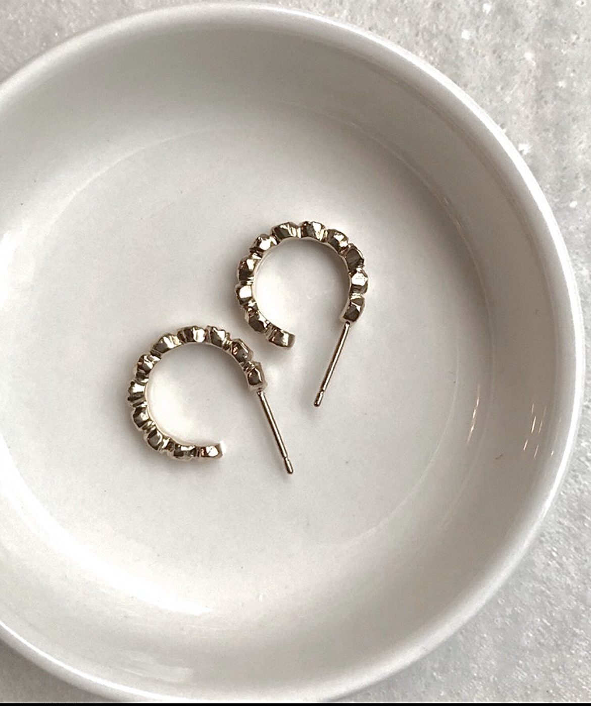 〈Ryutoan〉石畳のピアス　シルバー