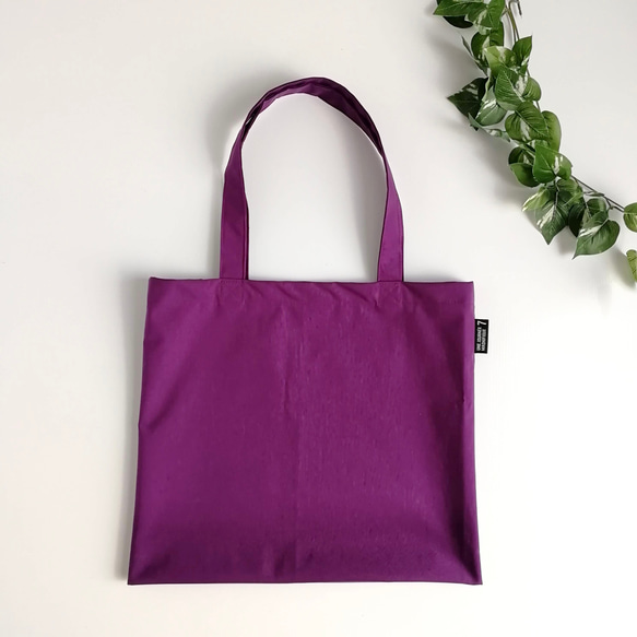 【送料無料】しっかりたっぷり図書バッグ　絵本バッグ　内ポケット付き　紫　ナイロン製トートバッグ　A4対応 7枚目の画像