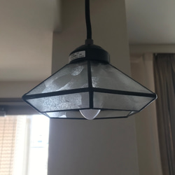 昭和ガラスのスタイリッシュペンダントライト シーリングライト