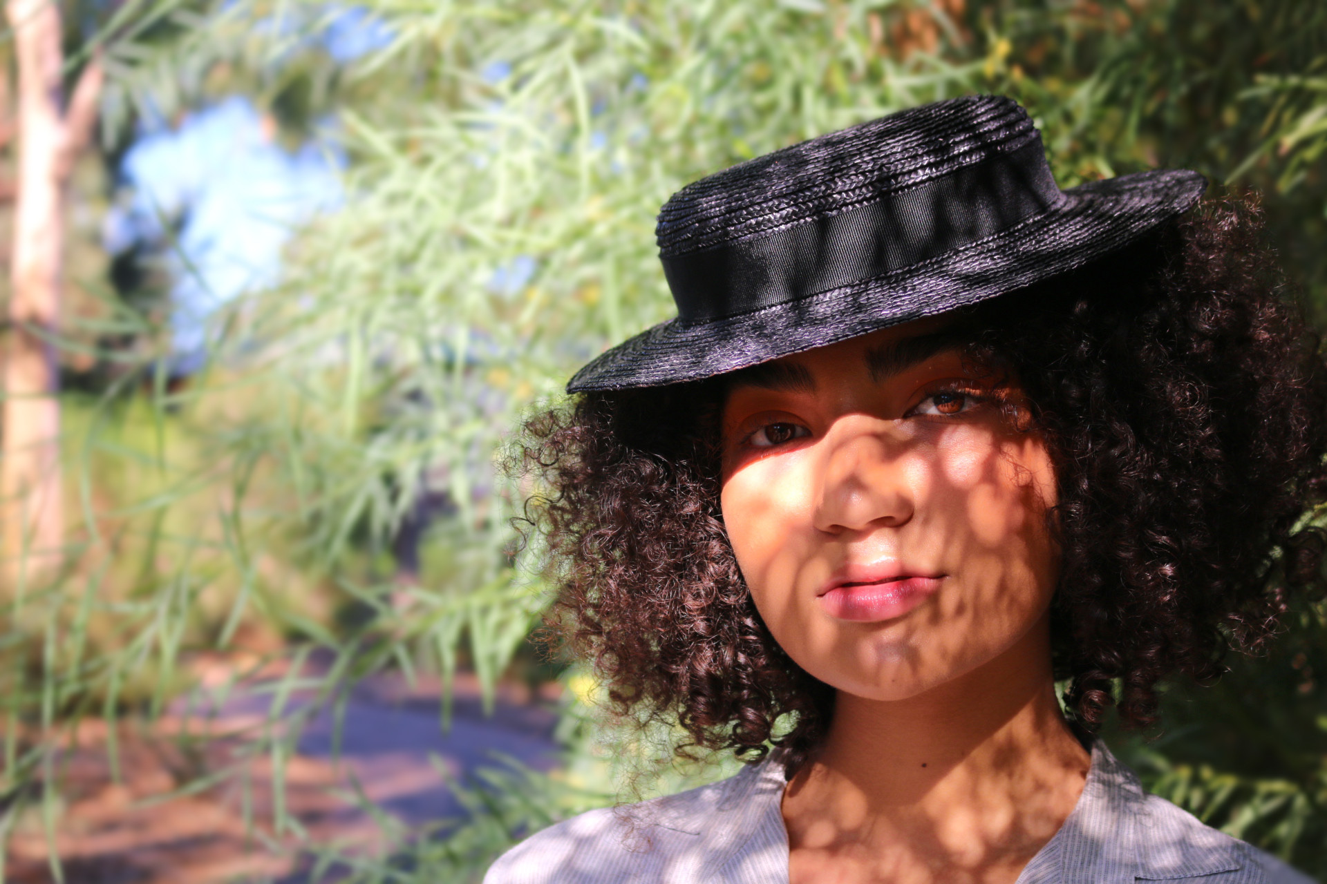 ＜即納商品＞黒麦わら素材のヘッドピースブラックヴィヴィアン  Black Vivien カンカン帽　春夏帽子