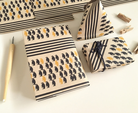 コウテイペンギンの包装紙〈10枚入〉A4サイズ ラッピング デザインペーパー ブックカバー 動物 ペンギン おしゃれ 7枚目の画像