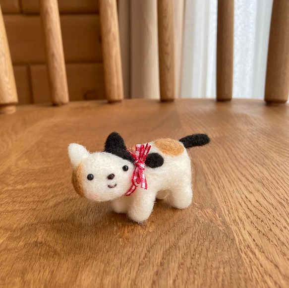 こんにちは、三毛猫さん 羊毛フエルト 羊毛フェルト monaka 通販