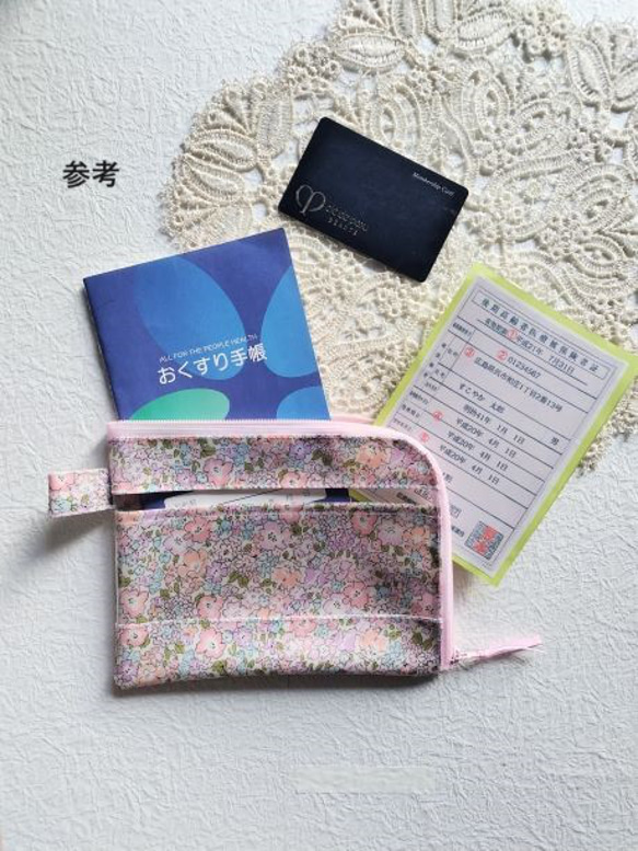 仕切付きA６　L字ファスナークリアポーチ　ファミリアチェック♡　 8枚目の画像