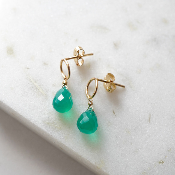 14kgf/小さなピアス×グリーンオニキス ピアス（フック・チェーン