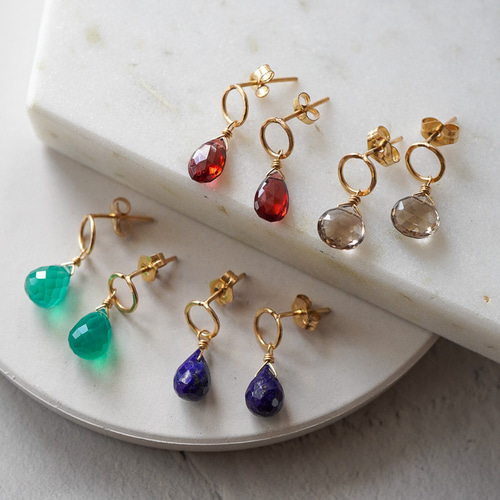14kgf/小さなピアス×グリーンオニキス ピアス（フック・チェーン