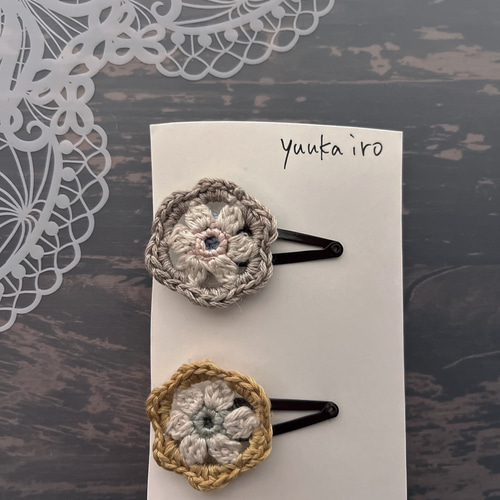 花モチーフのパッチンピン 2色セット❁⃘*.ﾟ2種類 ヘアピン yuuka iro