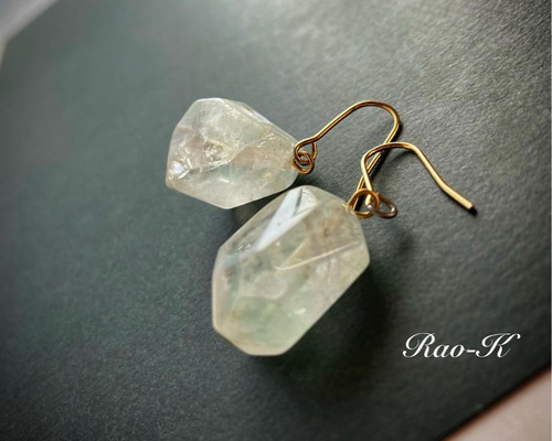 ✨14kgf 氷質✨グリーンファントムクォーツのピアス/イヤリング ピアス