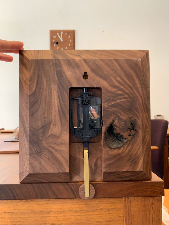 振り子時計〜ウォールナット、オーク、ブラックチェリー 7枚目の画像