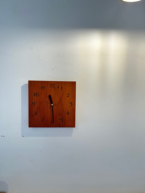 振り子時計〜ウォールナット、オーク、ブラックチェリー 9枚目の画像