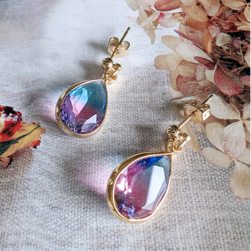 ラスト1☘朝露纏った紫陽花☘ Gradation pink & Aqua blue crystal 
