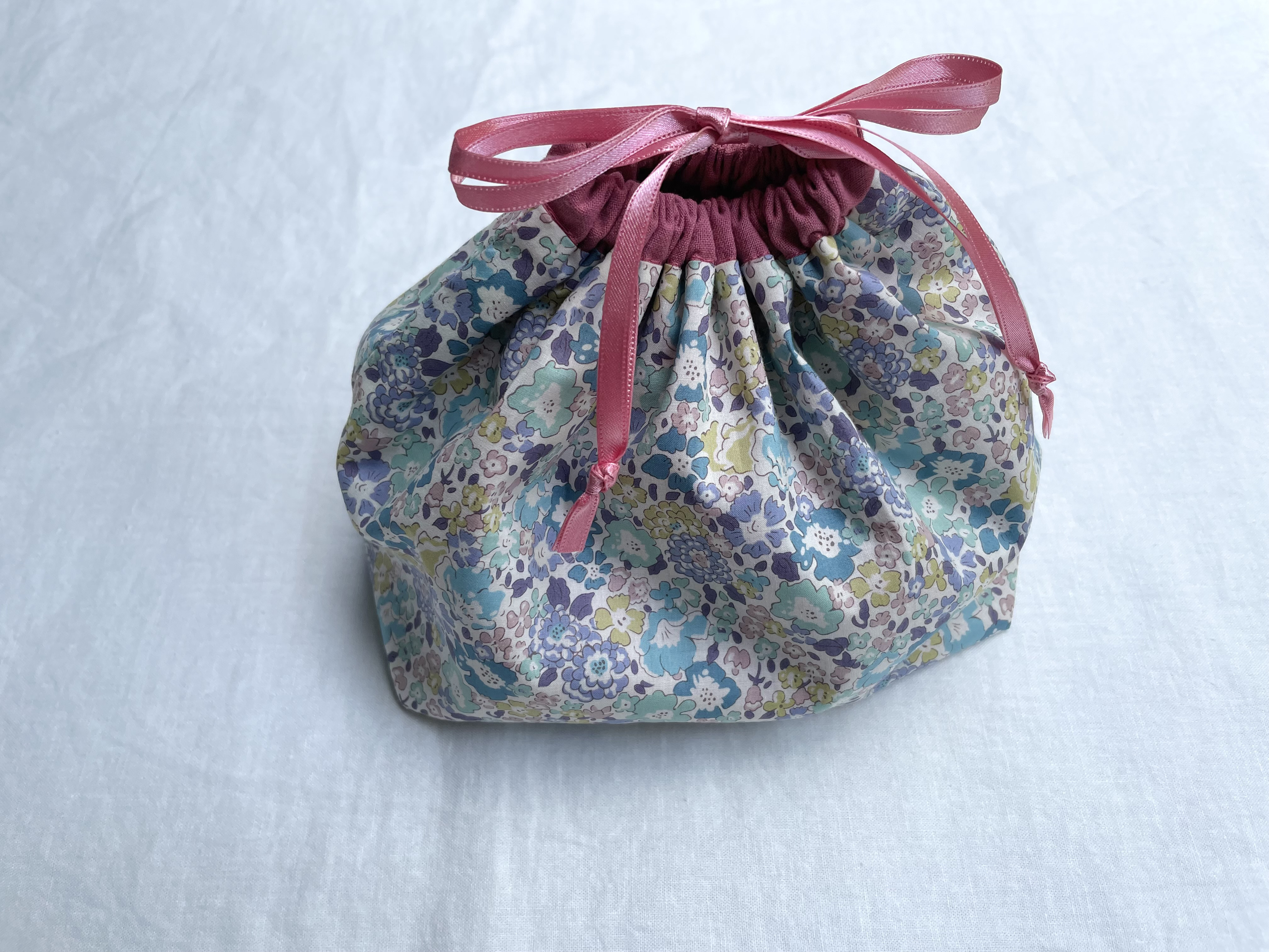 ちぃ＊リバティ生地使用＊ミシェル＊お弁当袋＊巾着 ◇SALE◇リバティ生地使用＊ミシェル＊お弁当袋＊巾着