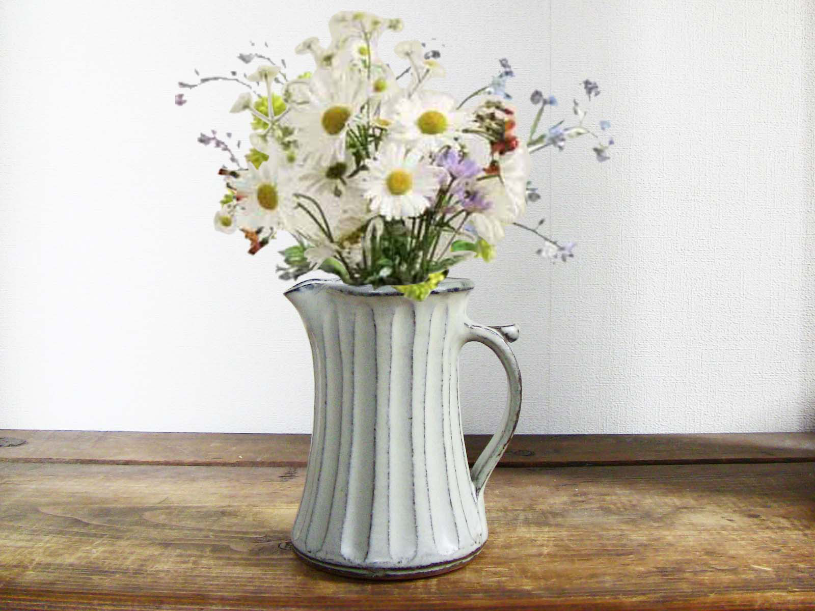 しのぎ手ミニピッチャー（蘭越）／オーダー可