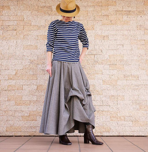 銷量超過1500件！ 【自由調節半身裙】經典百搭的原創單品 * 一件讓你愛不釋手多年的單品 * 每一個動作都展現優美身形 * 灰 第9張的照片