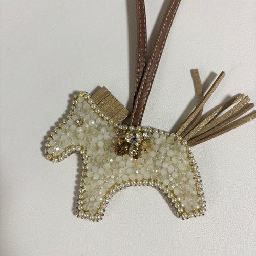 豪華 お馬さんチャーム（ビジュータイプ）☆ビーズ刺繍のバッグ バッグ