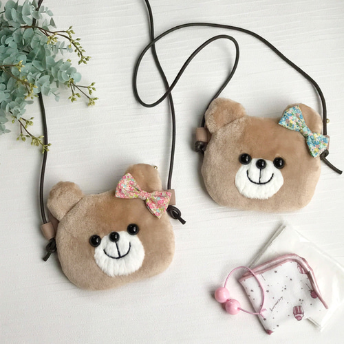 移動ポケット♩ふわもこ くまちゃん♩オーダーはコメントからお願い致します♩ くまのふわふわ移動ポケット（ふたなし) その他入園グッズ