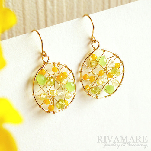 イエロー系ビジューが可愛いボンボンピアス☆ 菜の花 ボンボニエール」イエロージェイド イエロージルコン ホワイト