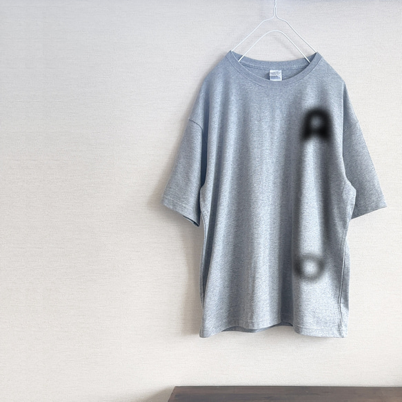 ピンボケ　ユニーク　Tシャツ（グレー） 1枚目の画像