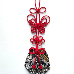 かりろく（掛け香）赤　　桜黒（wall-hanging incense bag)　桜ハンドメイド2023 2枚目の画像