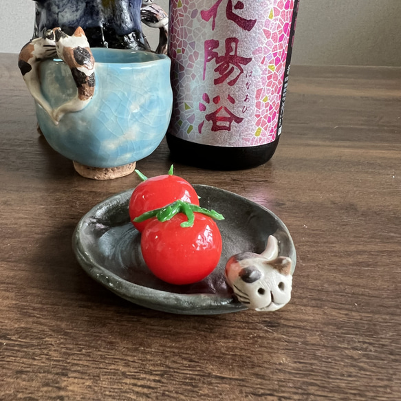 【送貓陶器】新光折妖怪所附的綠豆盤 第1張的照片