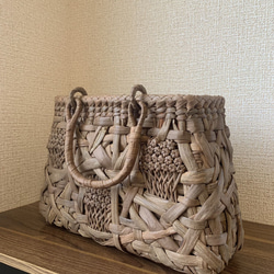 國產野葡萄手工籃袋，隨機針織，小花針織，梯形，抽繩式內布 第5張的照片