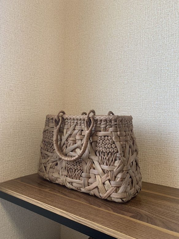 國產野葡萄手工籃袋，隨機針織，小花針織，梯形，抽繩式內布 第6張的照片