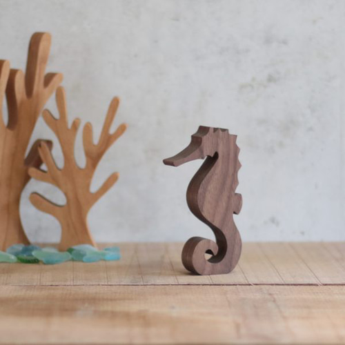シーホース タツノオトシゴ 木彫 オブジェ TG271 タツノオトシゴ