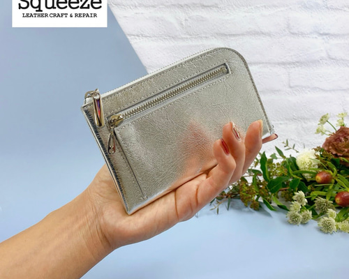 り*こ様 皇居限定　シルバー長財布 光沢仕上げ カードスロット付き 皇居 限定 長財布 金 銀 2点セット 本革 ゴールド シルバー 折り財布