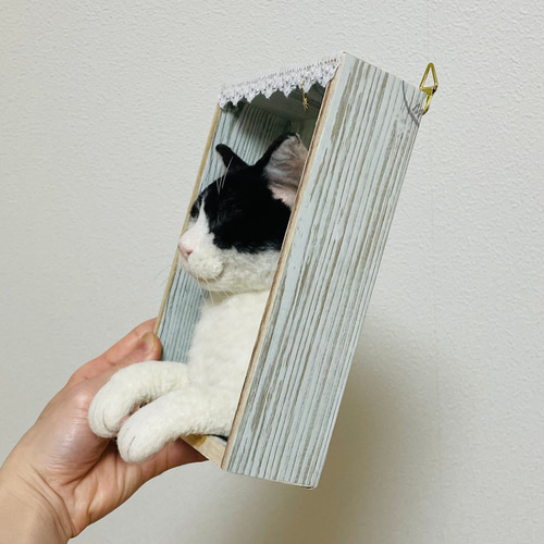 羊毛フェルト青イメージ猫壁掛けオブジェ【ハンドメイド 青工房 (@seikobodog) • Instagram photos and videos