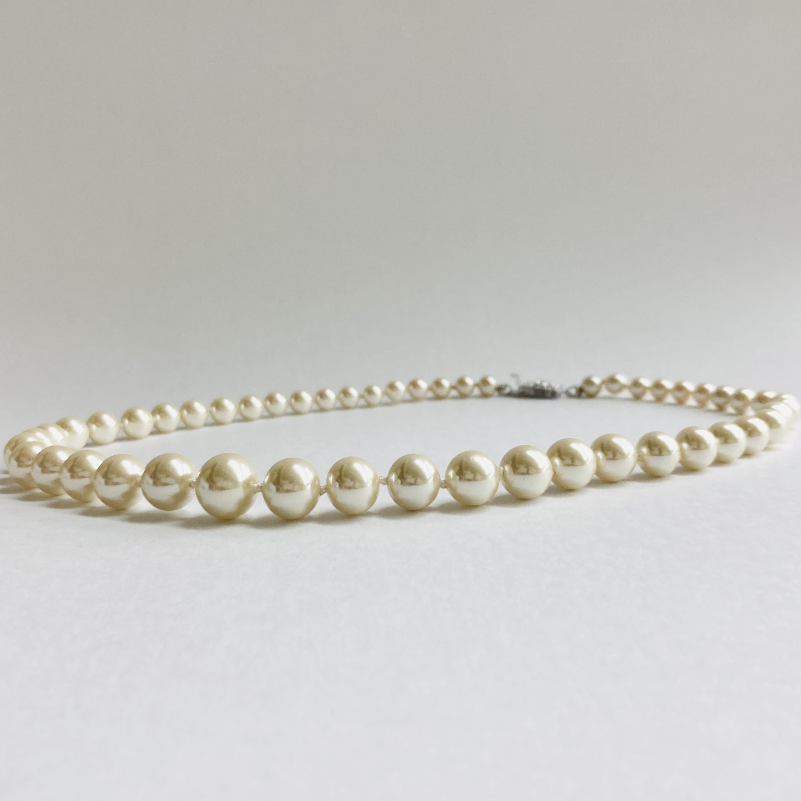 ガラスパールグラデーションオールノットネックレスM/6x12mm約47cm/クリーム/R/made in japan