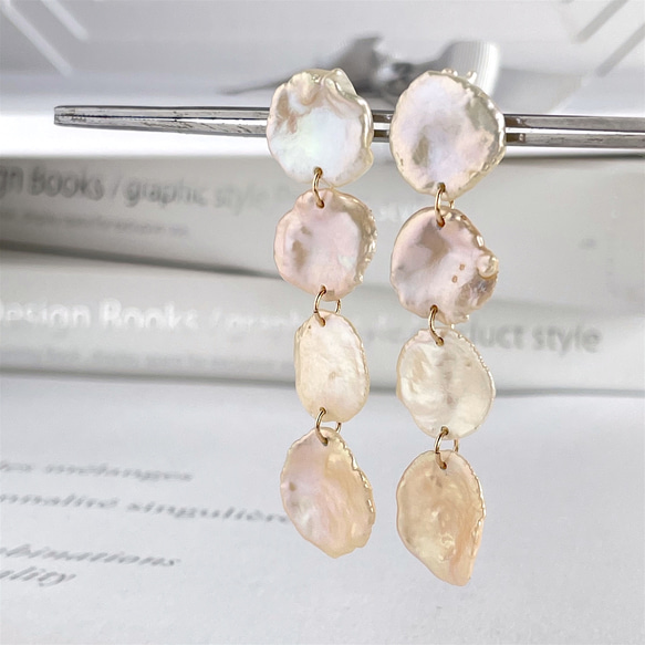 桜の花びらピアス 琵琶湖ペタルパール （k14gf） ピアス（スタッド・一