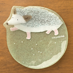 【ガラス】動物小皿 ハリネズミ ミントグリーン 2枚目の画像