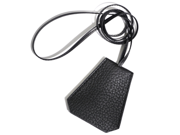 Clochette necklace / レザークロシェット ブラック 平紐 シュリンク