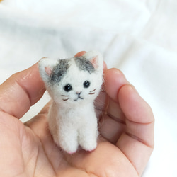 ◾受注制作 羊毛フェルトの小さな子猫(グレーぶち) 猫グッズ 猫雑貨