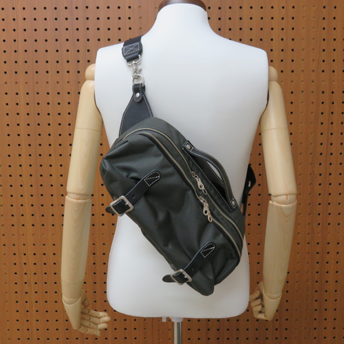 木和田 ナイロン（生地名：ビートテックス） No.3886-03「ビート