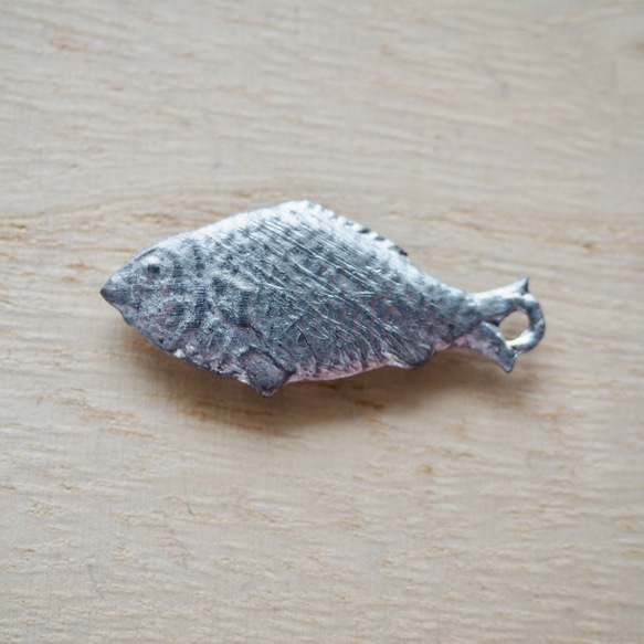 ドイツの錫細工のラッキーチャーム/〜魚♀〜 1枚目の画像