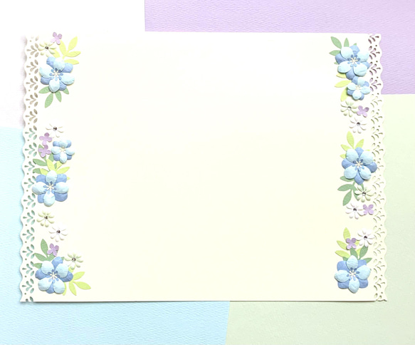 ブルーのお花のカード（A4サイズ） 1枚目の画像
