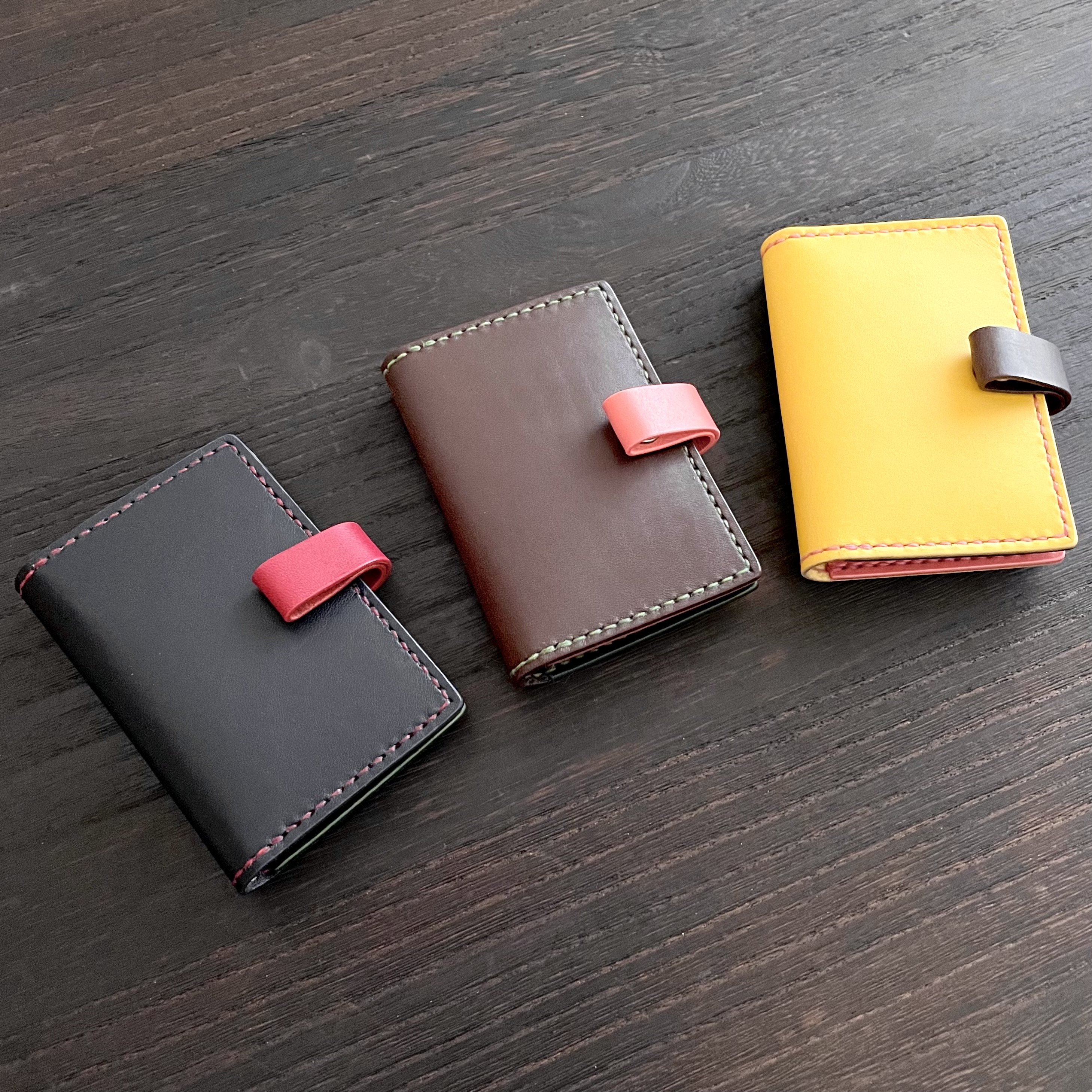 手帳のようなキーケース｜革色21色｜カラーオーダー〈受注製作〉