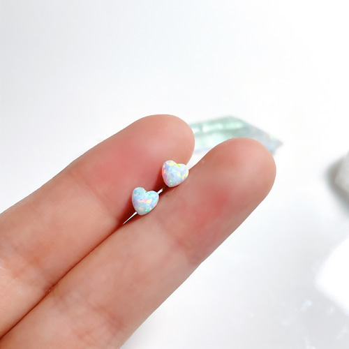 虹色 ハートオパール 小ぶり ボディピアス シルバー ゴールド 14G 16G