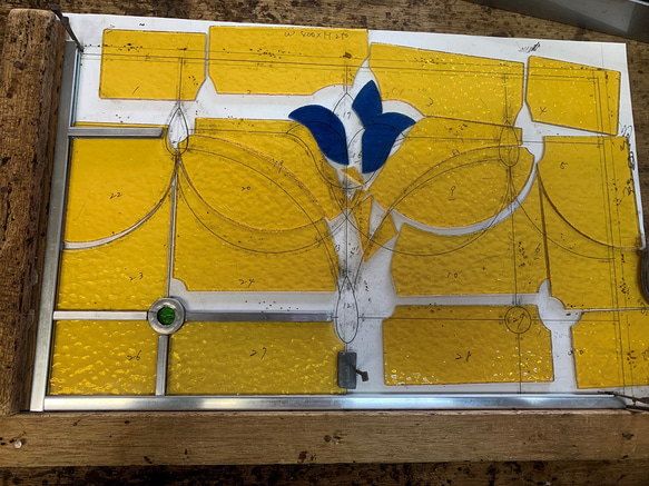 「アンティーク調ステンドグラスパネル・E」アンティーク調　レトロ　ケイム組み　インテリア雑貨・生活道具 6枚目の画像